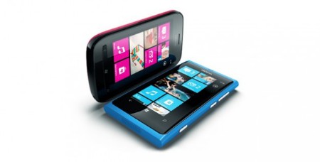 20111030-nokia-lumia-mobiltelefon-olcsobbat-hu-01