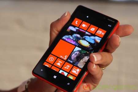 Nokia Lumia 920 piros